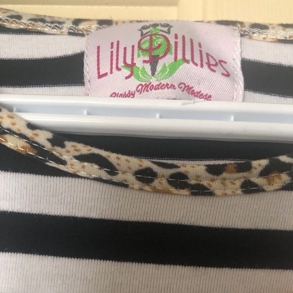 •SOLD• Lily DillIes Ruffle Dress - Picture 3 of 3